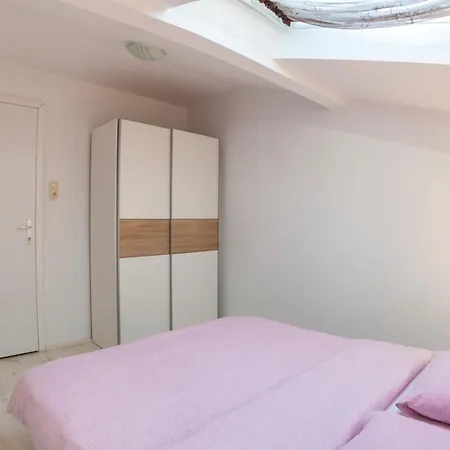 Katarina B Apartment *